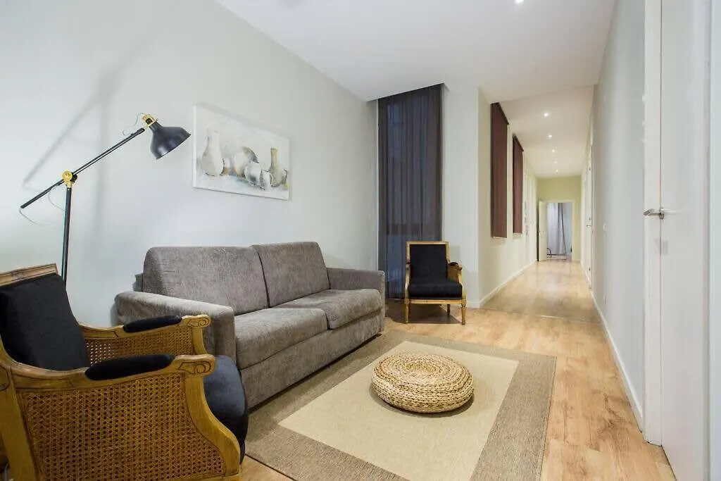 Bright And Modern 4Bedroom With Terrace In Las Ramblas P2 Barcelona 0*,
